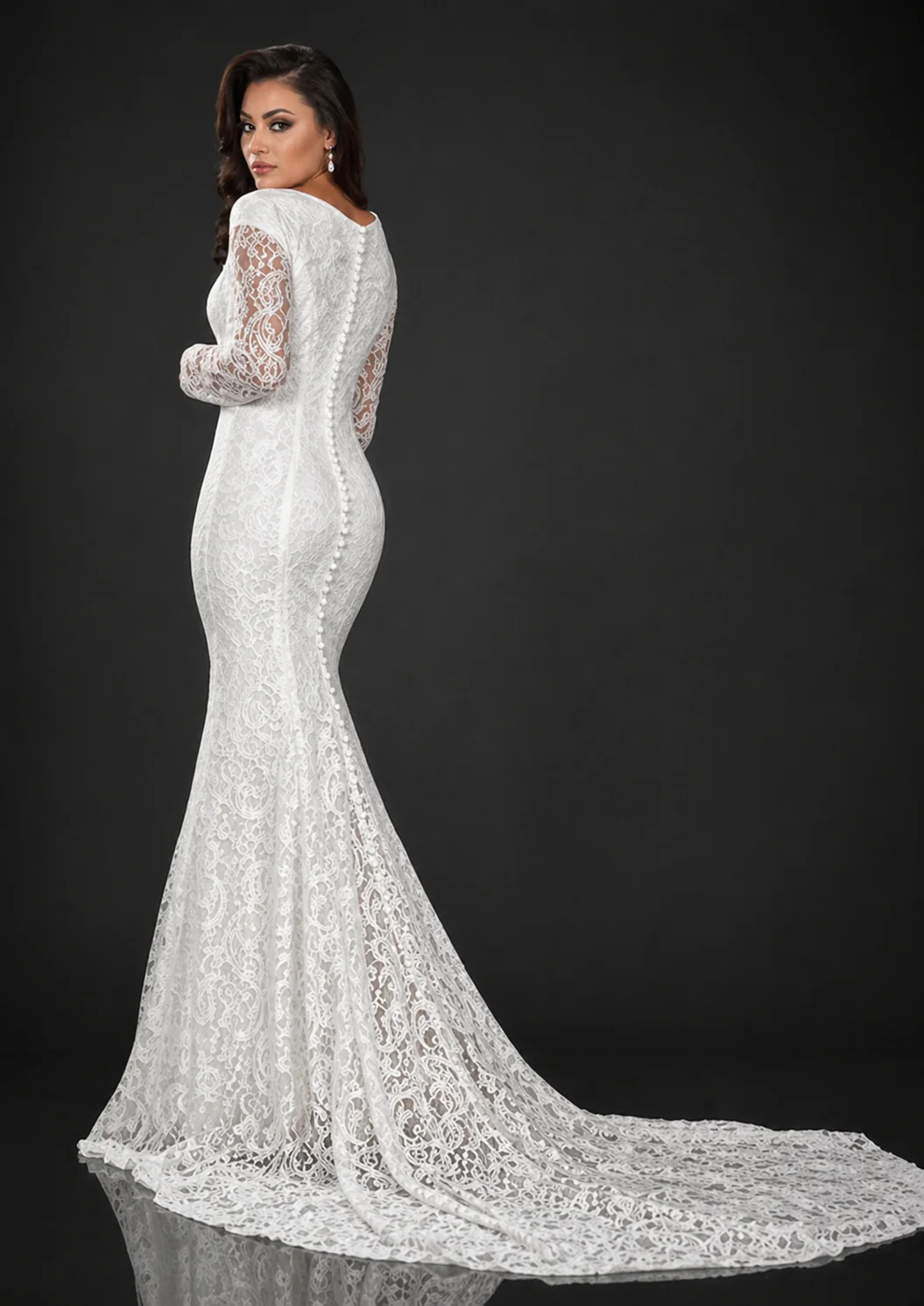 Adagio Bridal W9340 size 12 White Lace wedding Dress Long Sleeve Train - Image 2