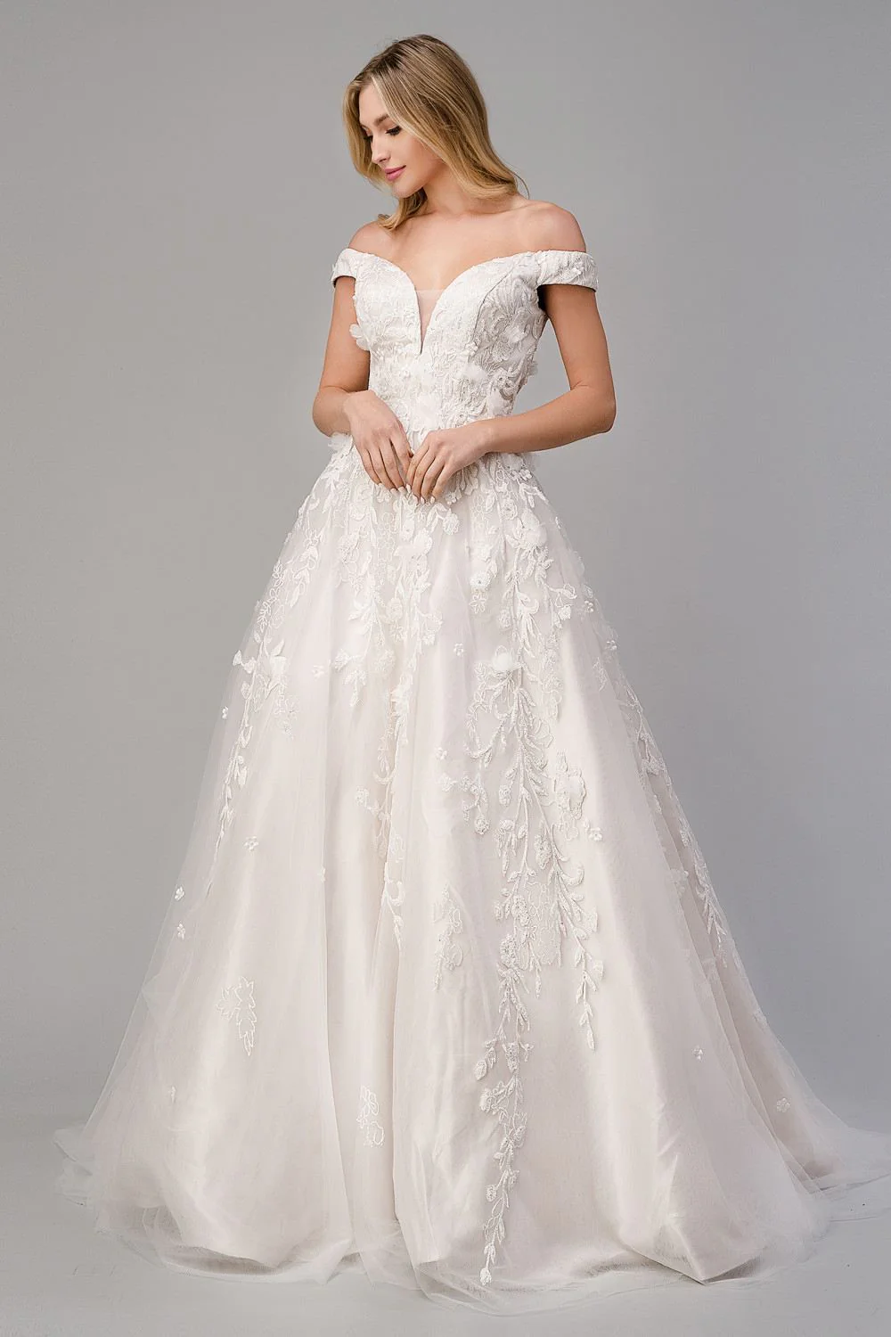 Andrea & Leo Couture PEONY A1027 Size 6 Wedding Dress Off Shoulder Ballgown - Image 5