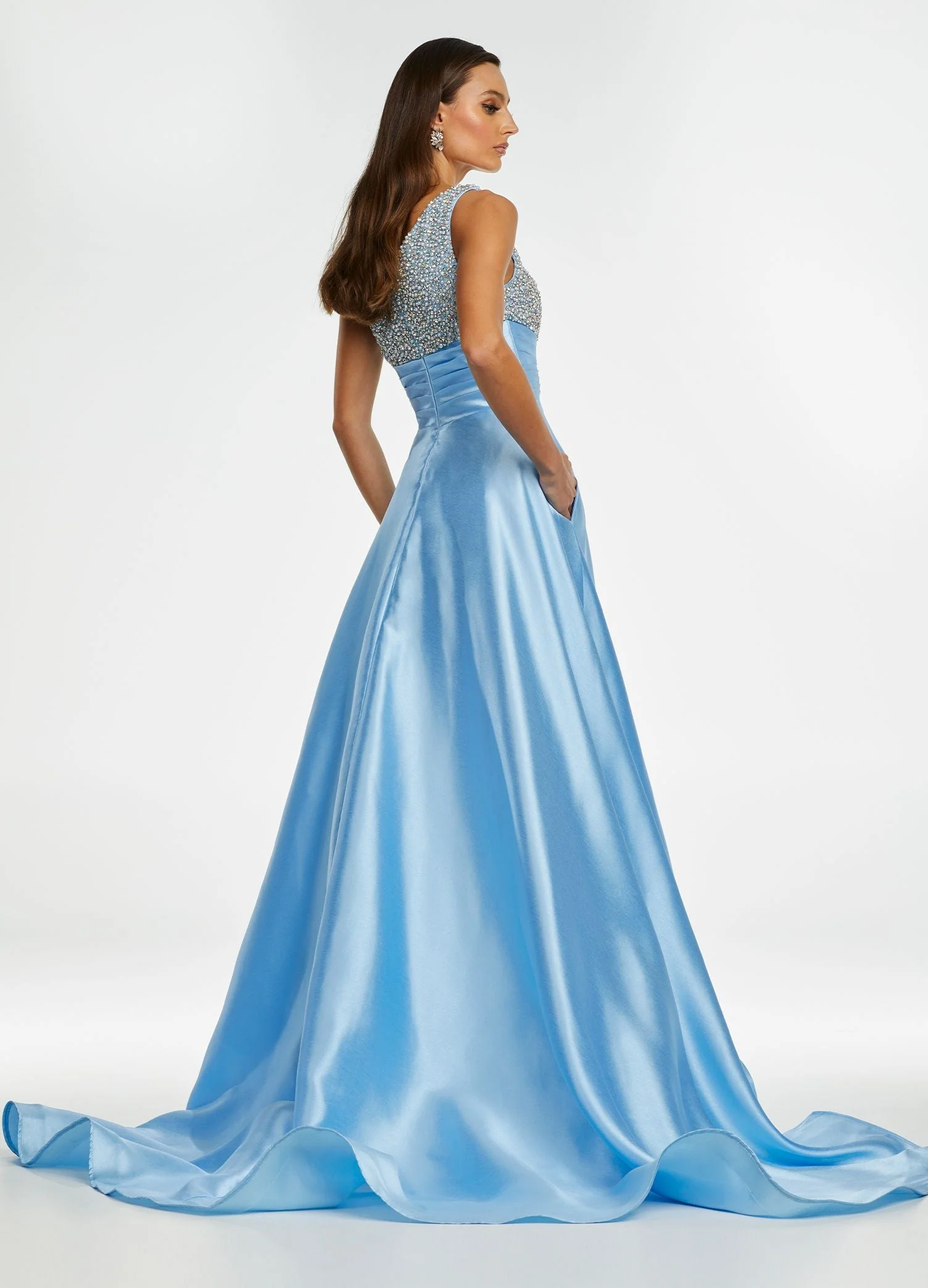 Ashley Lauren 11149 Size 6 White One Shoulder Ball Gown Formal Dress with Embellished Bodice - Image 10