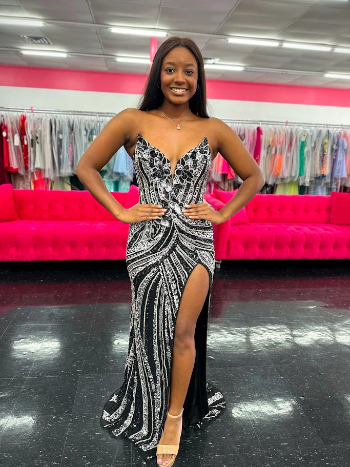 Ashley Lauren 11236 Size 4,8,14,16 Black/Silver Prom Dress