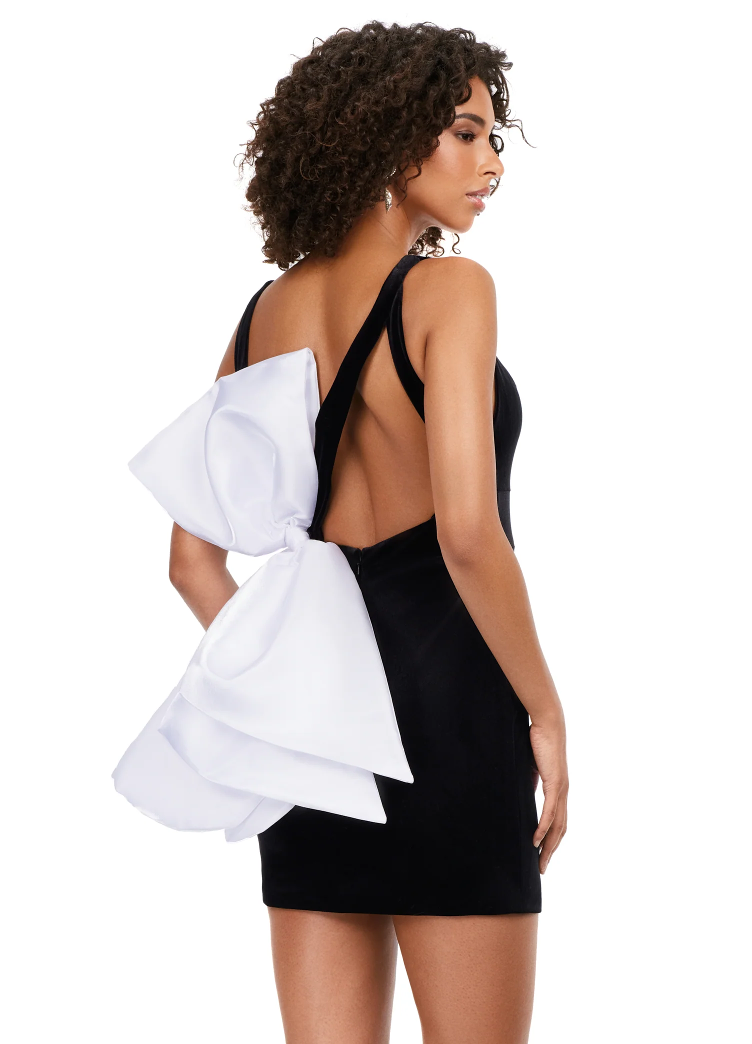 Ashley Lauren 4646 Velvet Fitted Open Back With Oversized Bow Cocktail Homecoming Dress - Image 2