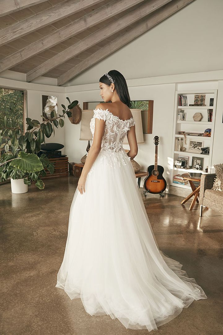Beloved by Casablanca Bridal BL387 size 4 Remi Wedding Dress Off the Shoulder Lace Tulle Skirt - Image 6