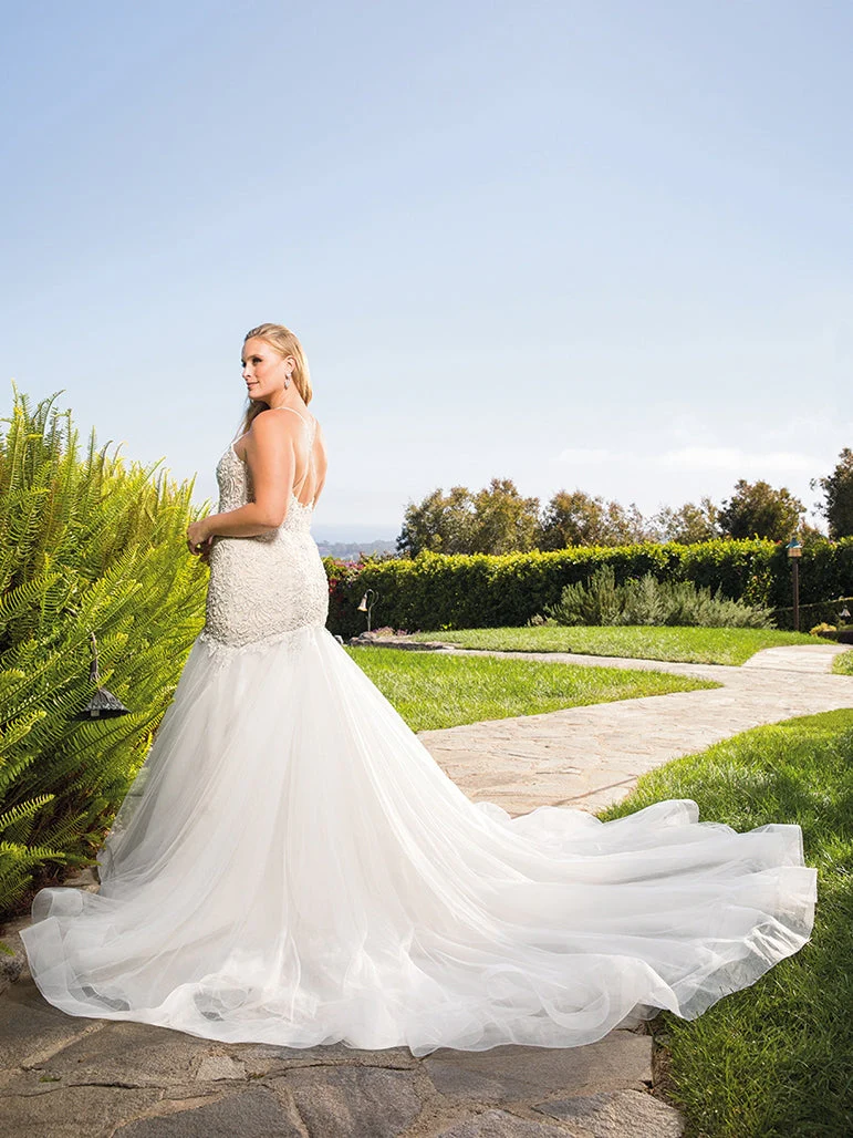 Casablanca Bridal 2359 Clara Size 10 Wedding Dress Mermaid Bridal Crystal Bodice V Neck - Image 2