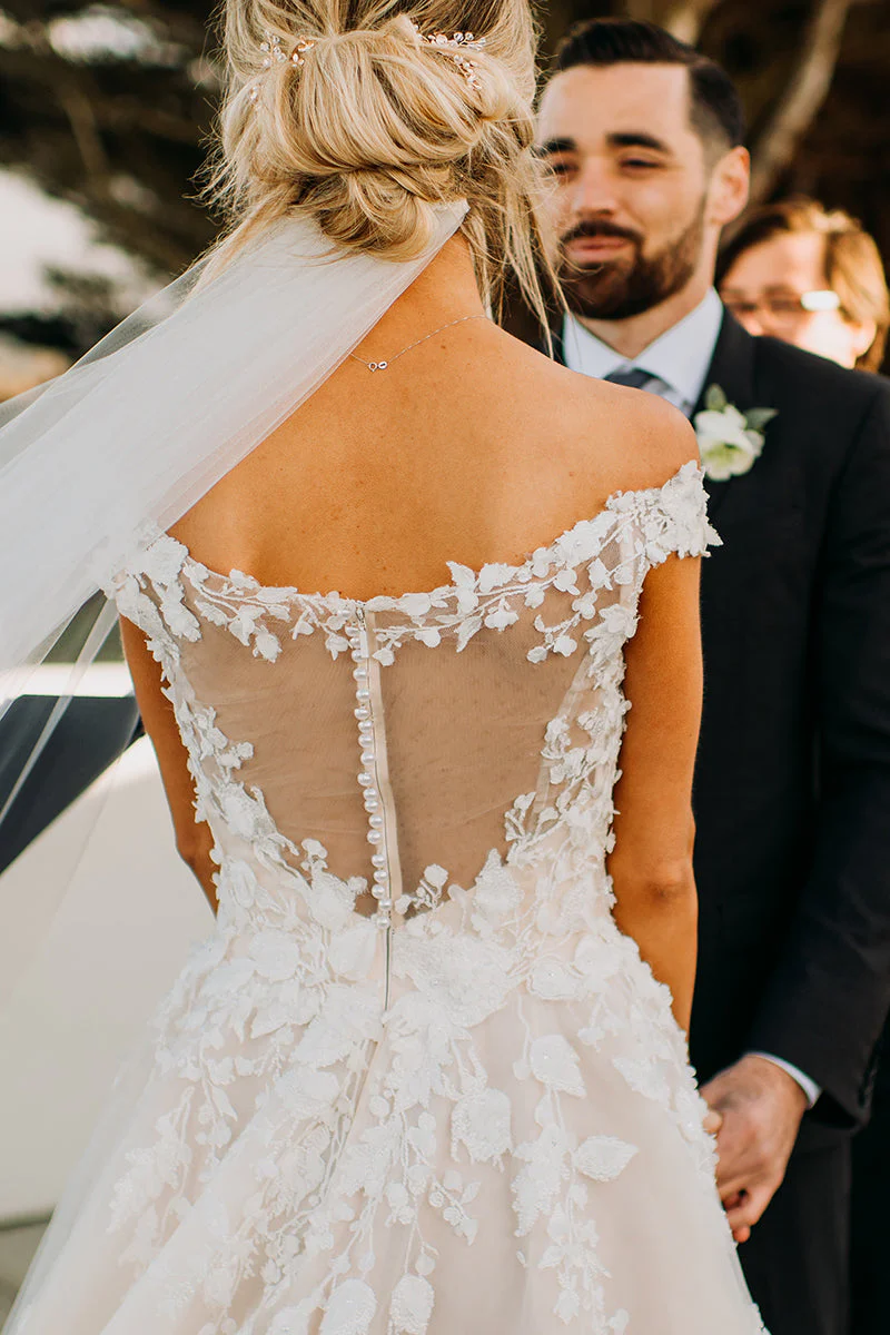 Casablanca Bridal 2406 Size 8 White Wedding Dress EVELINA Off the shoulder ballgown Bridal Gown - Image 5