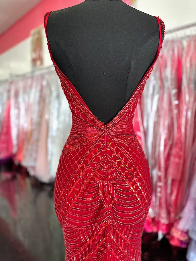Chic and Holland AR330375 Size 2 Red Long Beaded Sequin Prom Dress Pageant Formal Gown - Image 5
