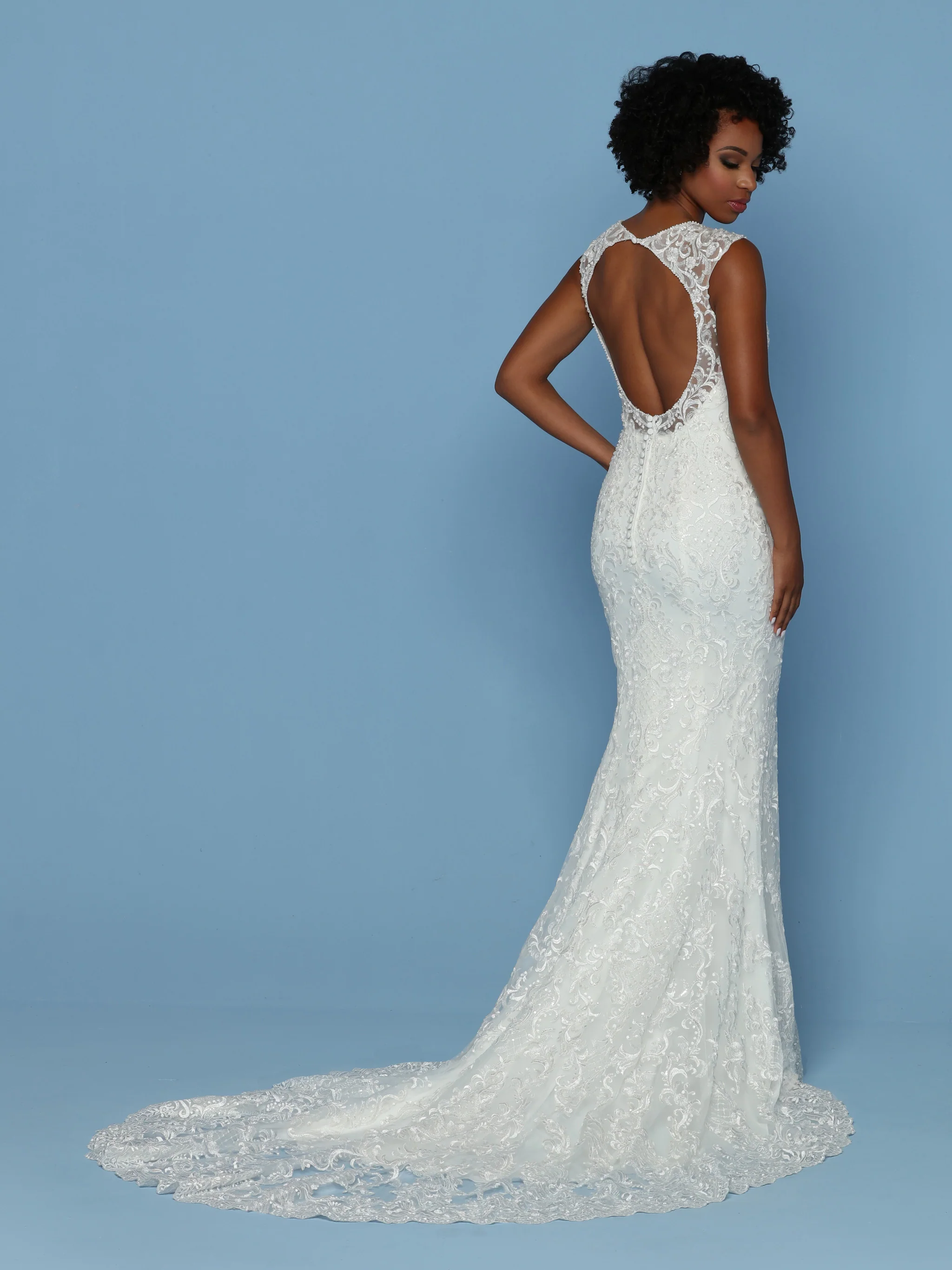 Davinci Bridal 50546 Embroidered Tulle Fitted Mermaid Wedding Dress Keyhole Back Cap Sleeve - Image 2