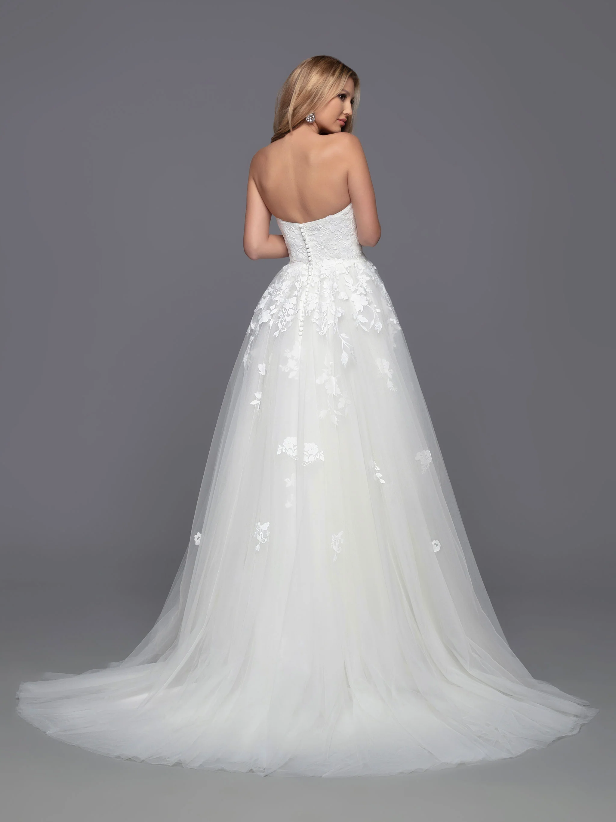 Davinci Bridal 50813 Long A Line Tulle Ballgown Wedding Dress Detachable Lace Long Sleeve High Neck - Image 4