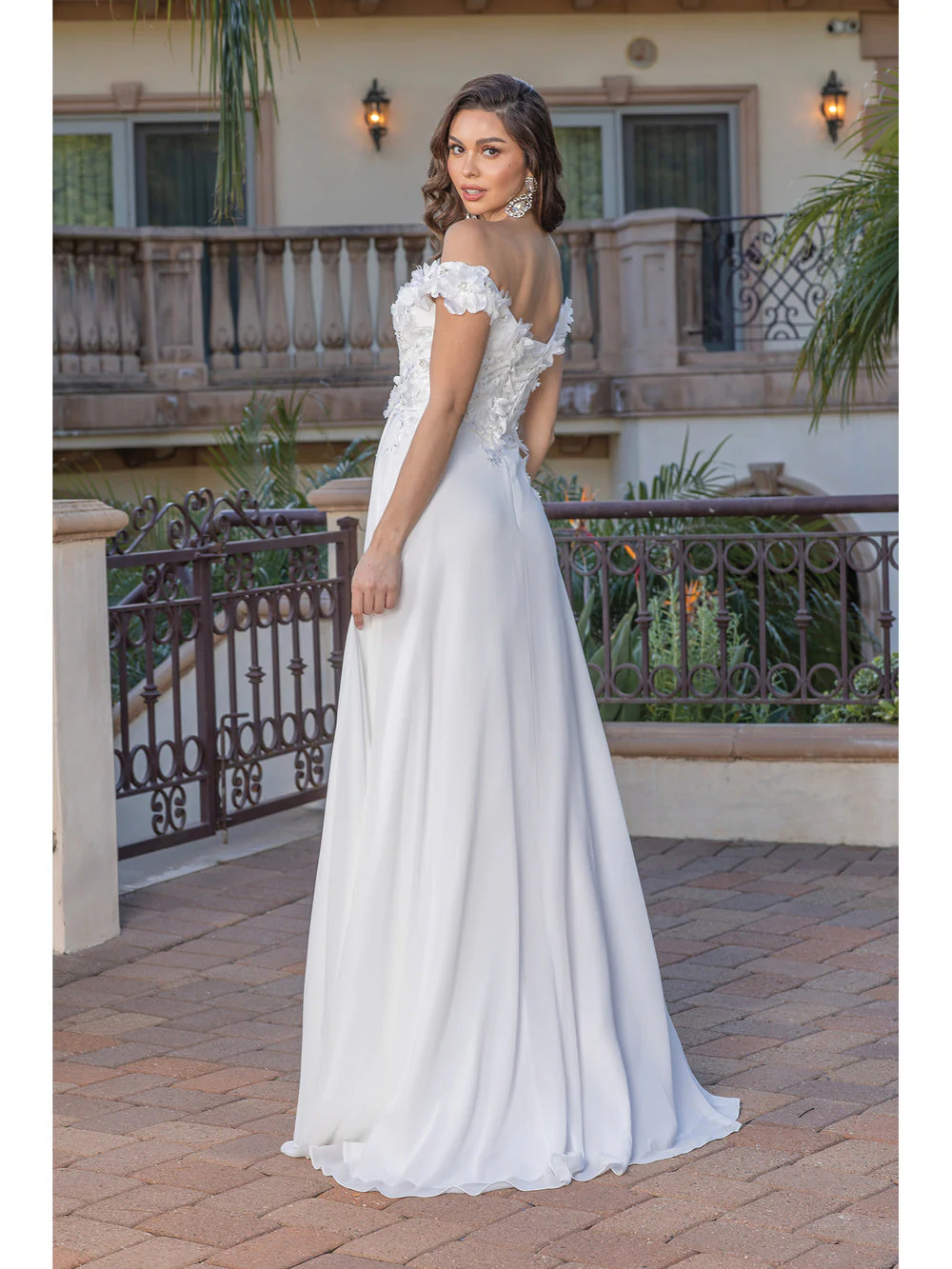 DQ 0261 Size 6 Off White A Line Wedding Dress Lace Flowers Chiffon - Image 2