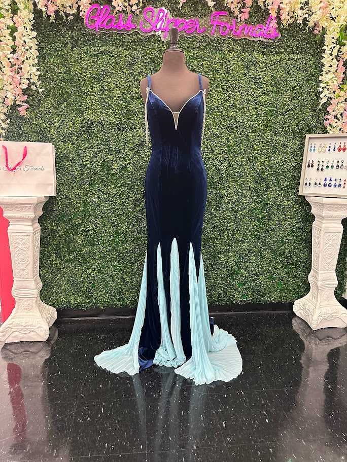 Johnathan Kayne 2706 Size 4 Aqua Navy Velvet Pleated Mermaid Dress Pageant Crystal off the shoulder Gown - Image 4