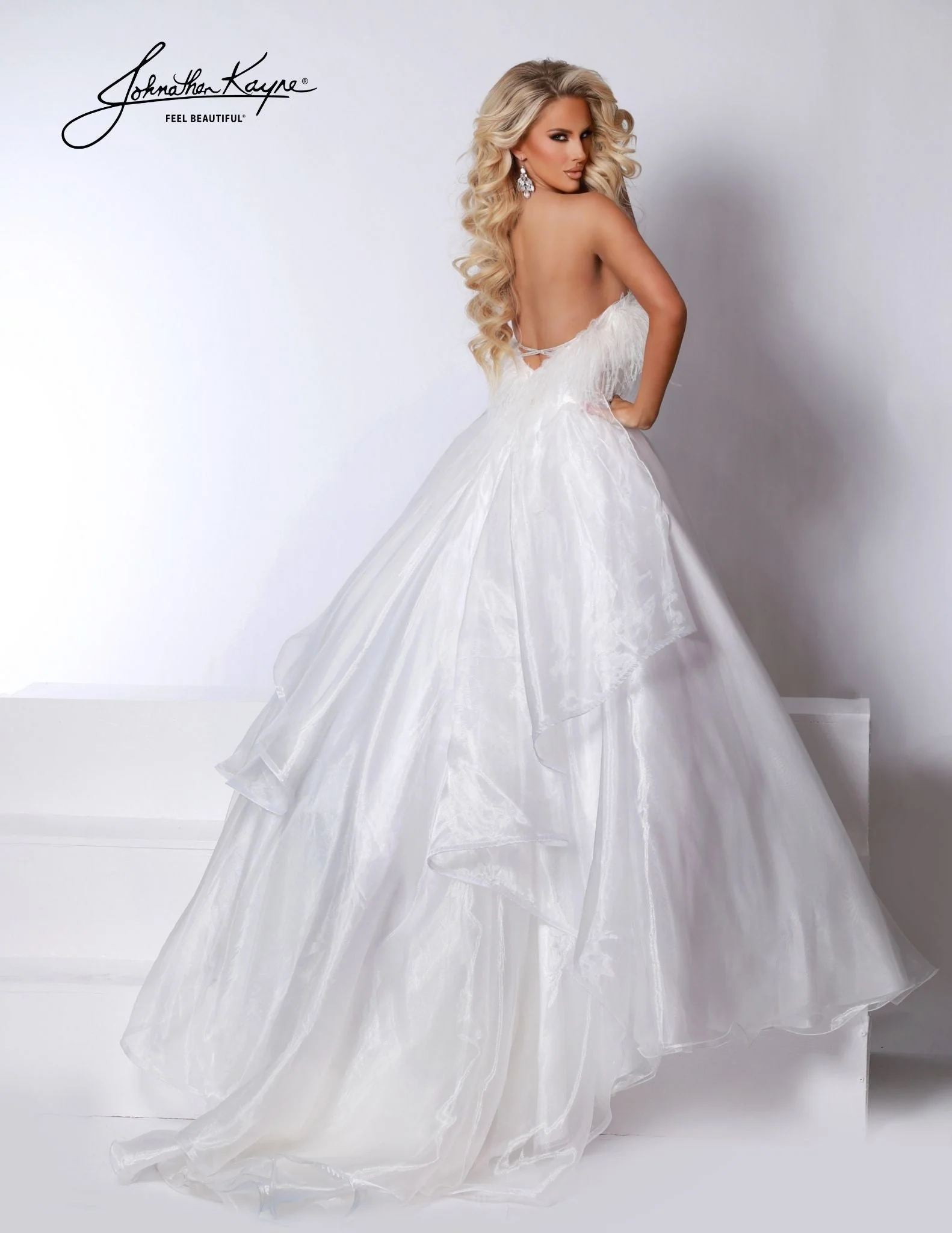 Johnathan Kayne 2739 Size 4 LILAC strapless feather neckline evening dress long organza A line gown - Image 3