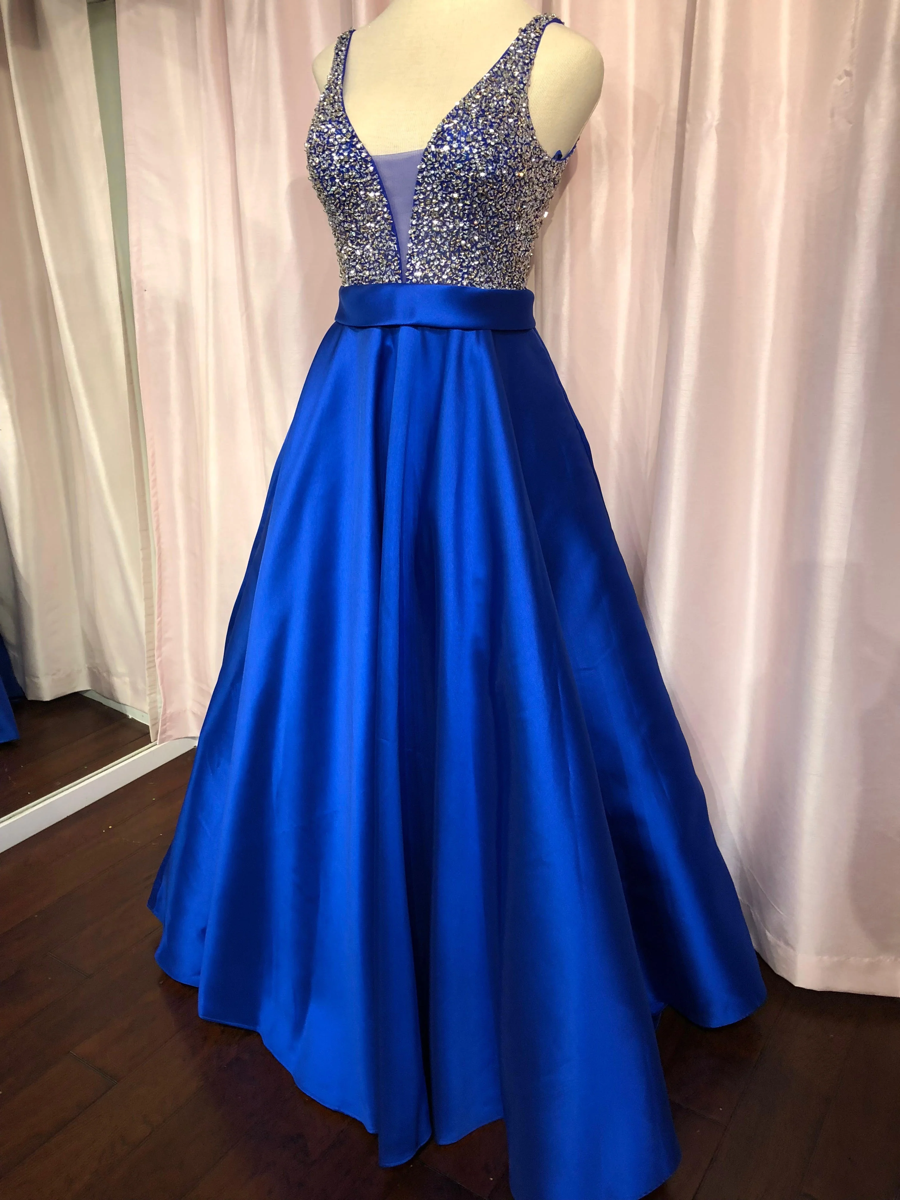 Jovani JVN55754 Size 6 Royal Beaded Ballgown Prom Dress - Image 9
