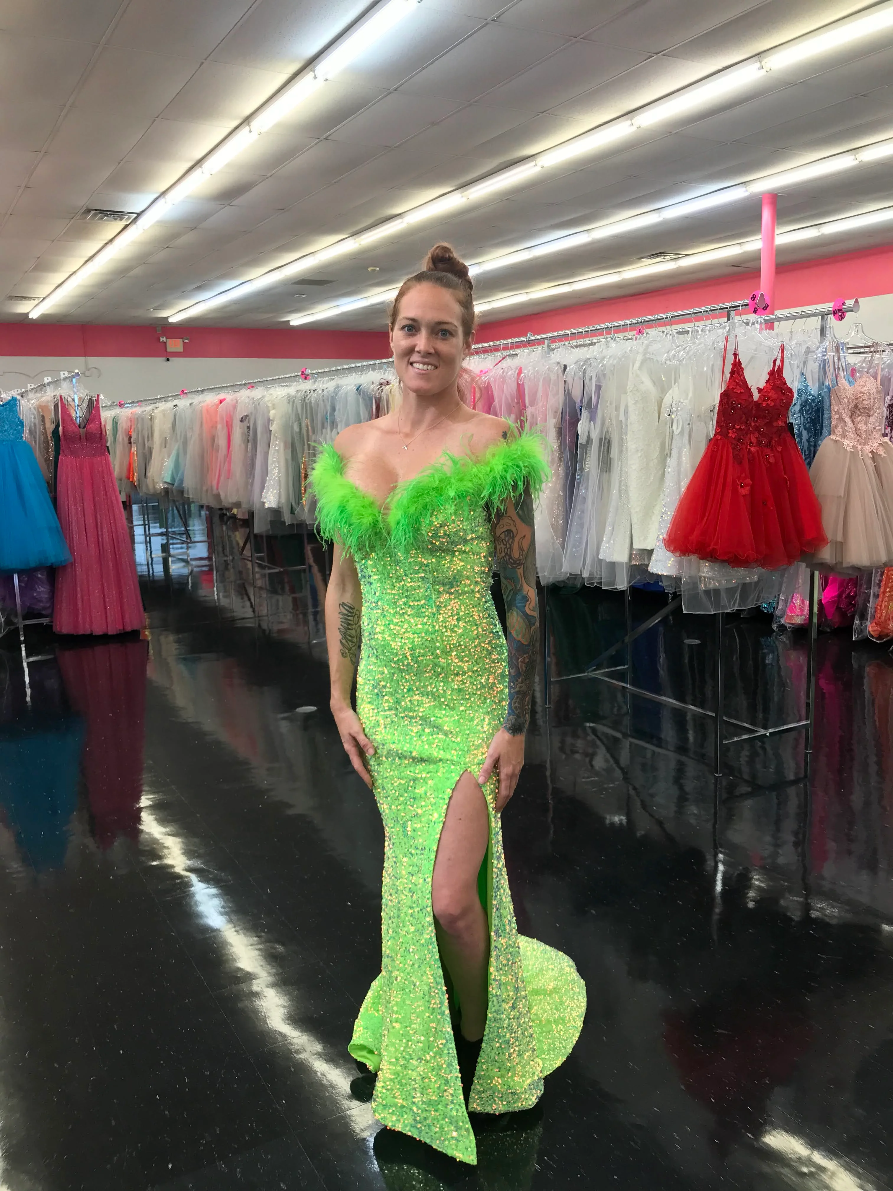 Marc Defang 8145 Size 2 Neon Green Velvet Sequin Feather off the shoulder Dress Slit Pageant - Image 4