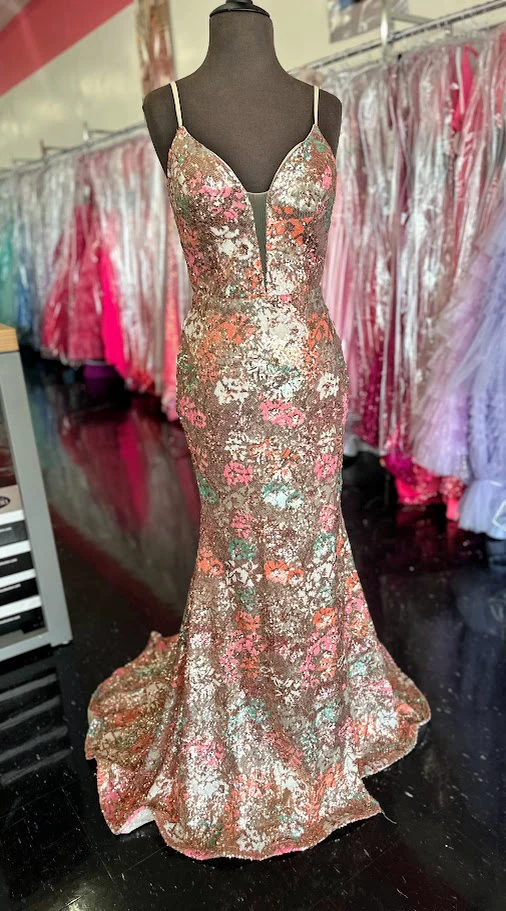 Nina Canacci 2393 Size 4, 8 Gold Sequin Floral Prom Dress Backless Formal Guest Evening Gown Fitted V Neck - Image 5