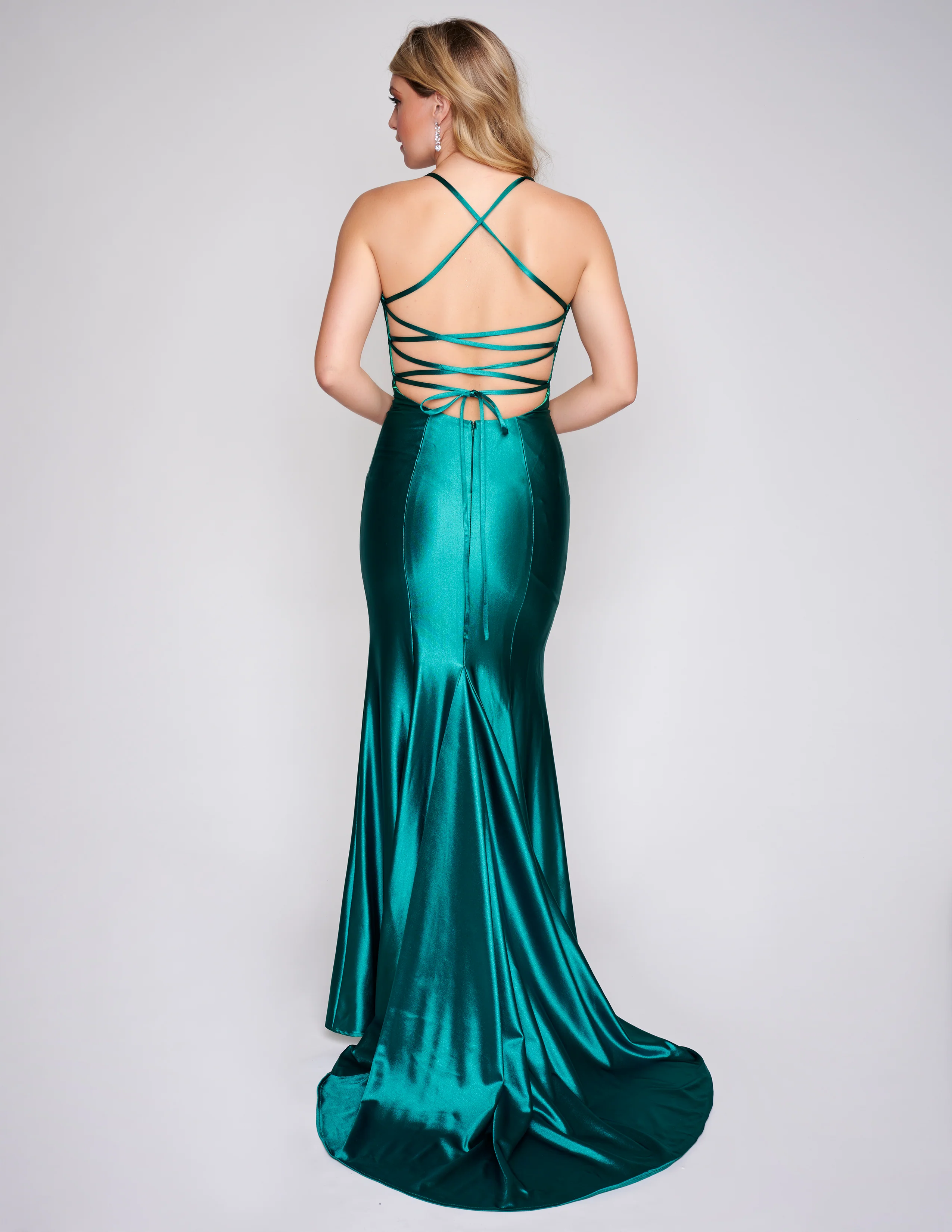 Nina Canacci 6575 Smooth fitting fit and flare Prom Dress - Image 6