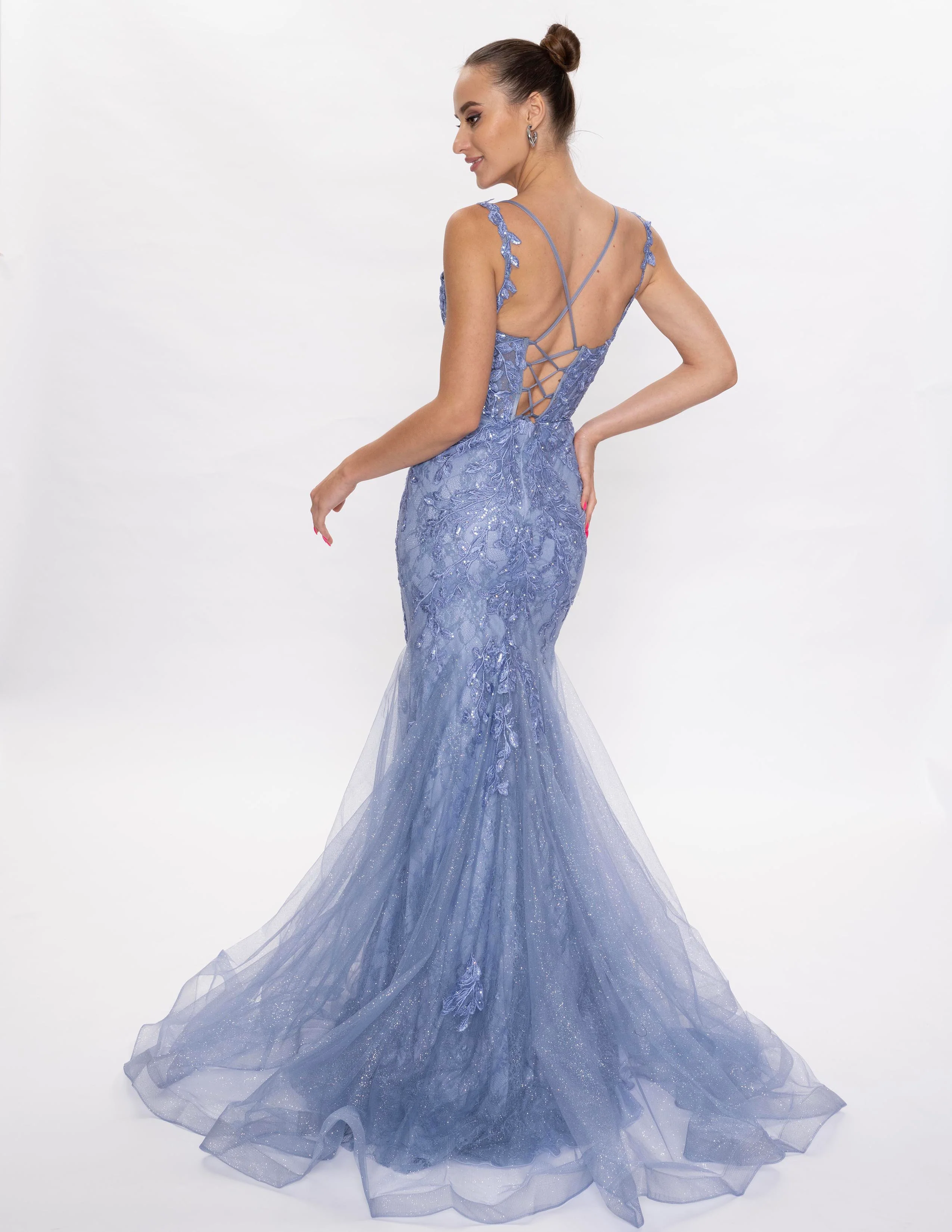 Nina Canacci 7600 Prom Dress Mermaid Lace Plunging V Neckline Corset Lace Straps - Image 4