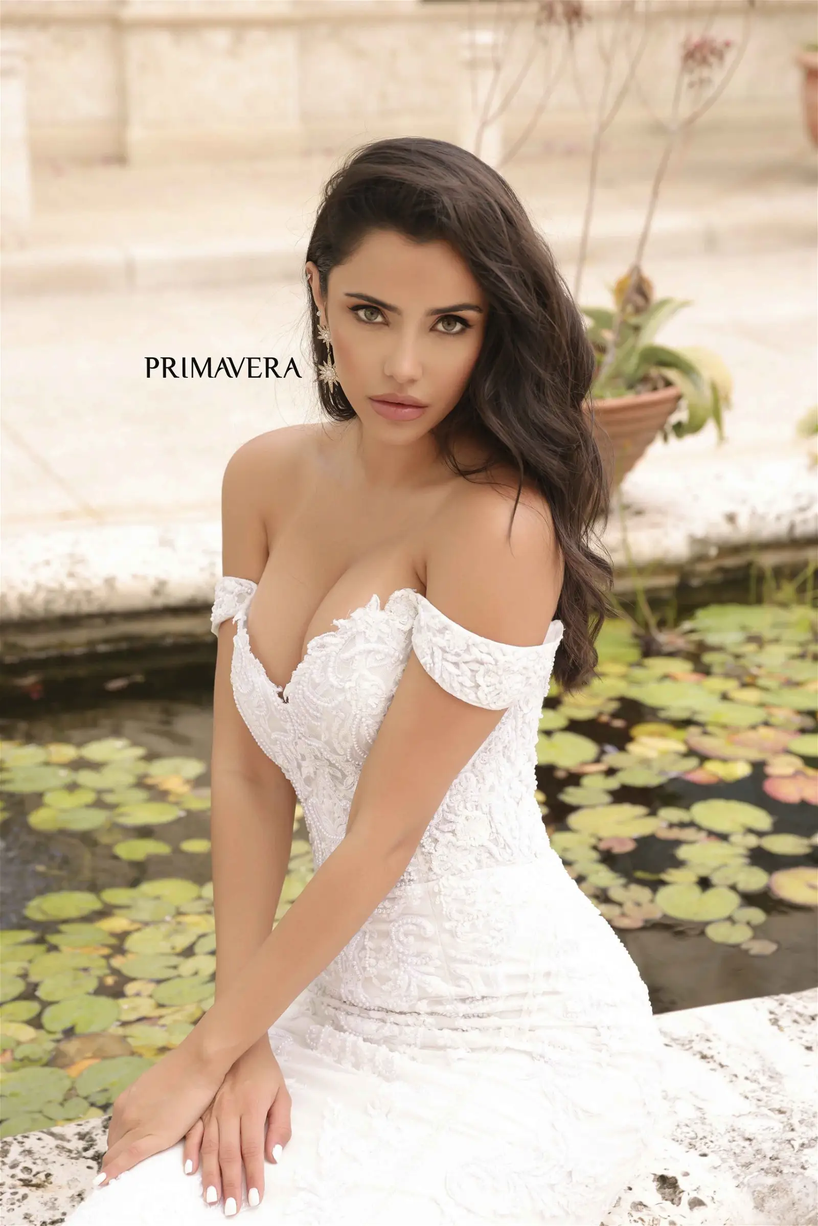 Primavera Couture Bridal 11104 Off The Shoulder Lace Sweetheart Neckline Train Fitted Wedding Gown - Image 4
