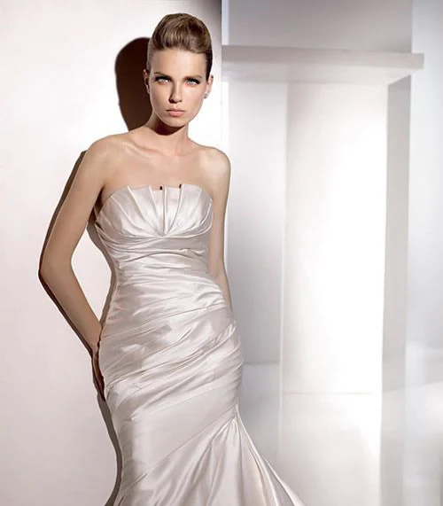 Pronovias Esmirna Size 16 Satin Wedding Dress Mermaid - Image 3