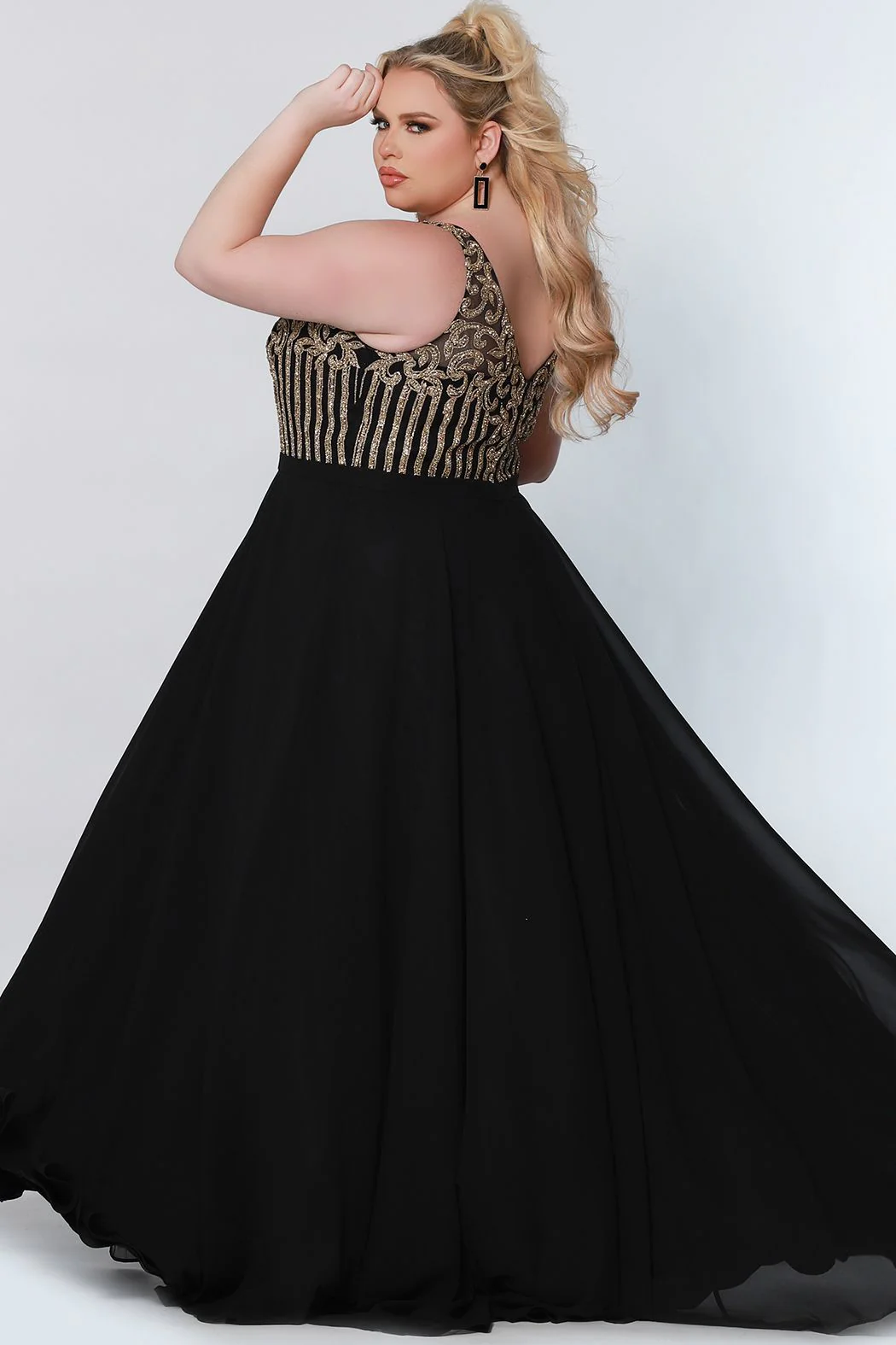 Sydney's Closet SC7331 Size 16 Ivory Gold Long Pageant Gown Cape Plus Size Prom Dress - Image 4