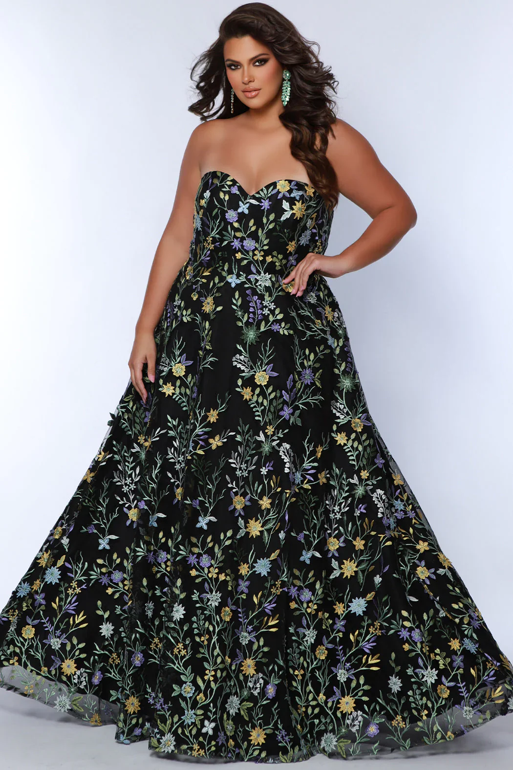 Sydneys Closet SC7381 Prom Dress Plus Size Flower Print - Image 2