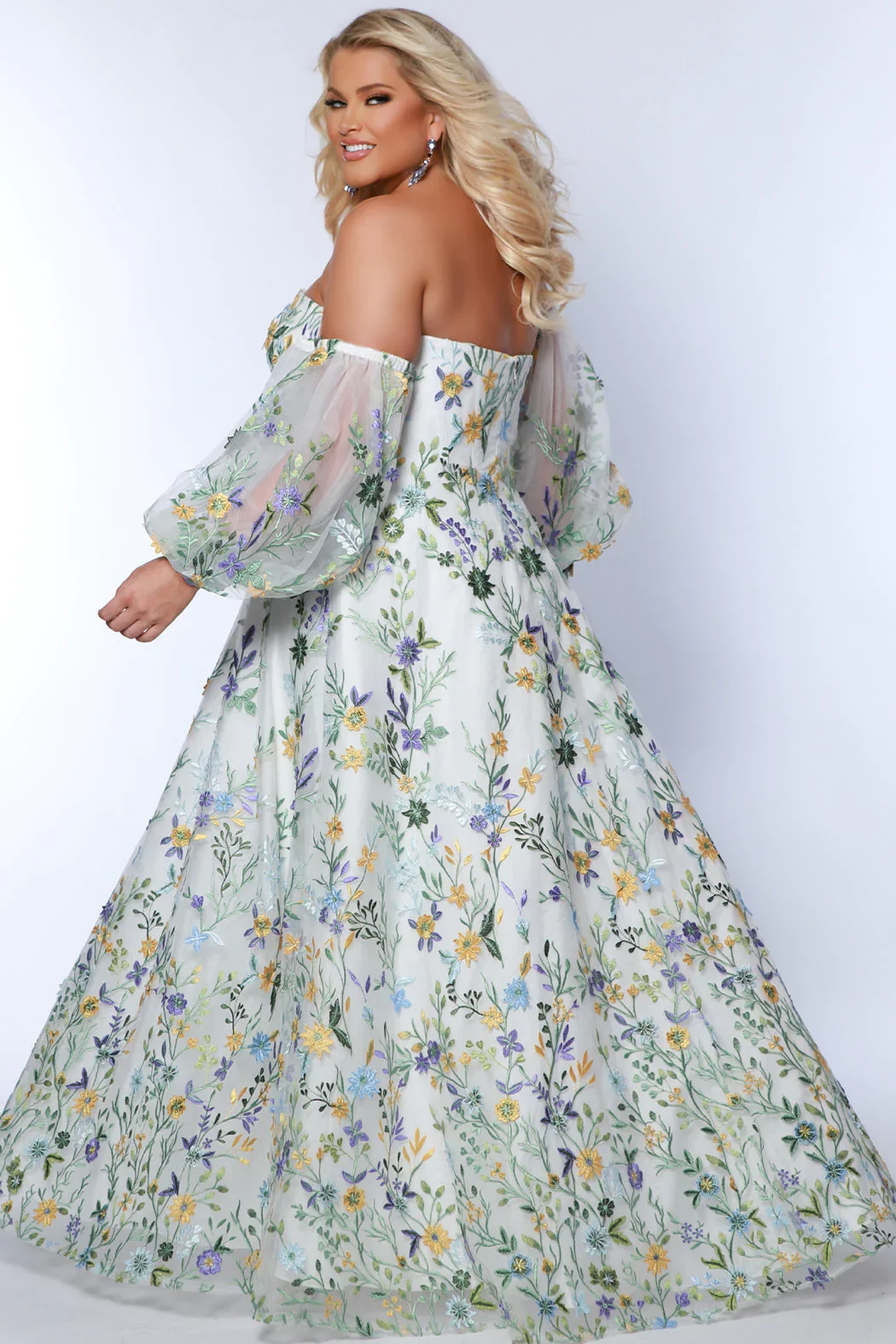 Sydneys Closet SC7381 Prom Dress Plus Size Flower Print - Image 6