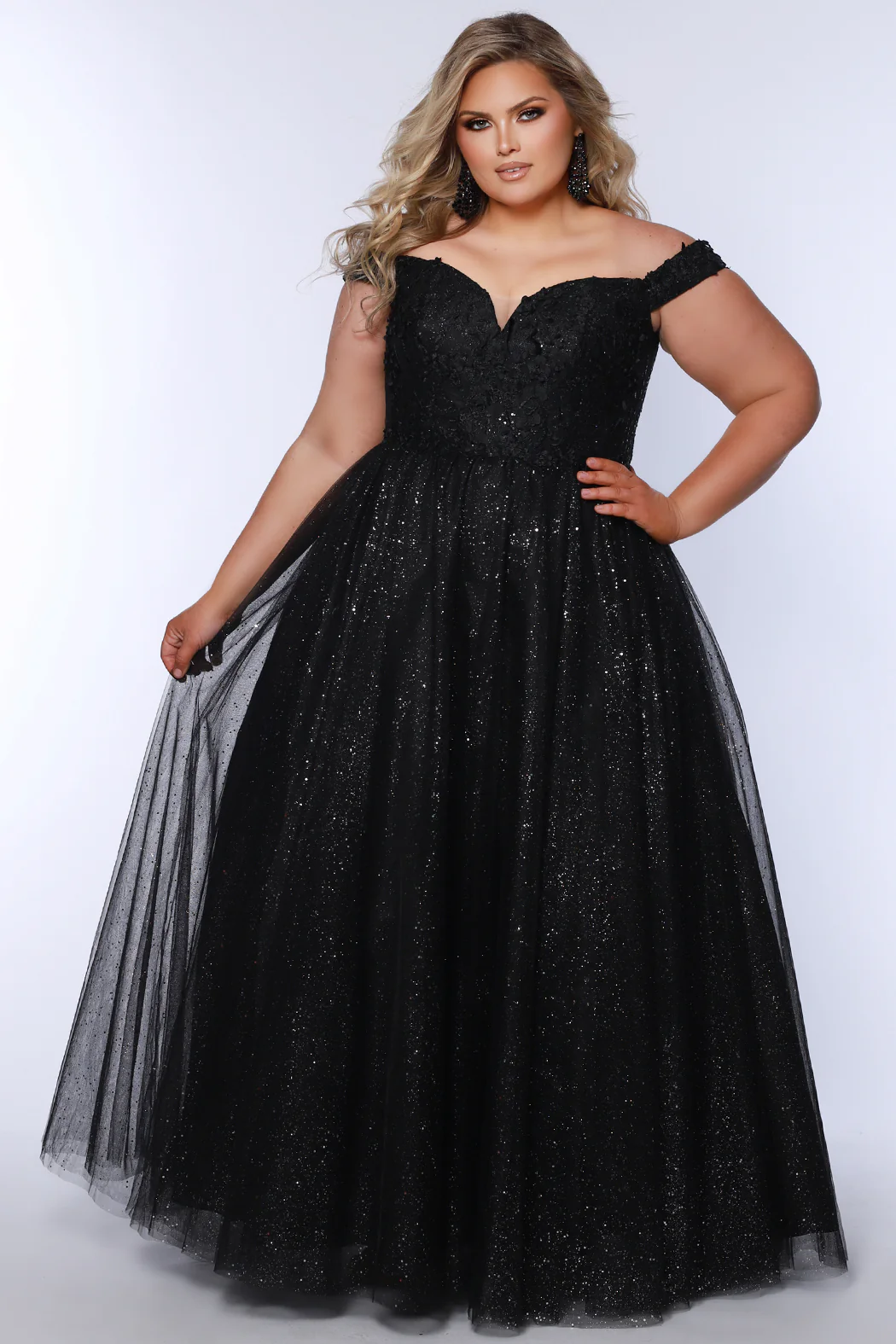 Sydneys Closet SC7428 Plus Sized Ballgown Prom Dress Off the Shoulder Glitter Tulle Long 3D Floral Lace - Image 2