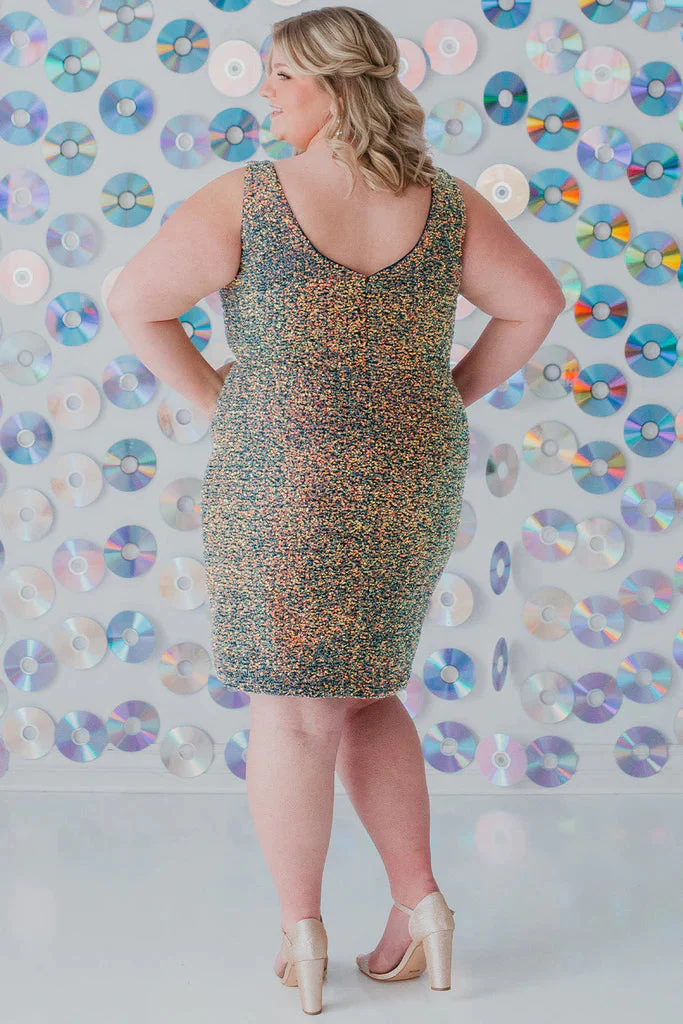 Sydney's Closet SC8110 Size 24 Green Short Plus Size fitted Sequin Formal Cocktail Dress Slit V Neck Gown - Image 5