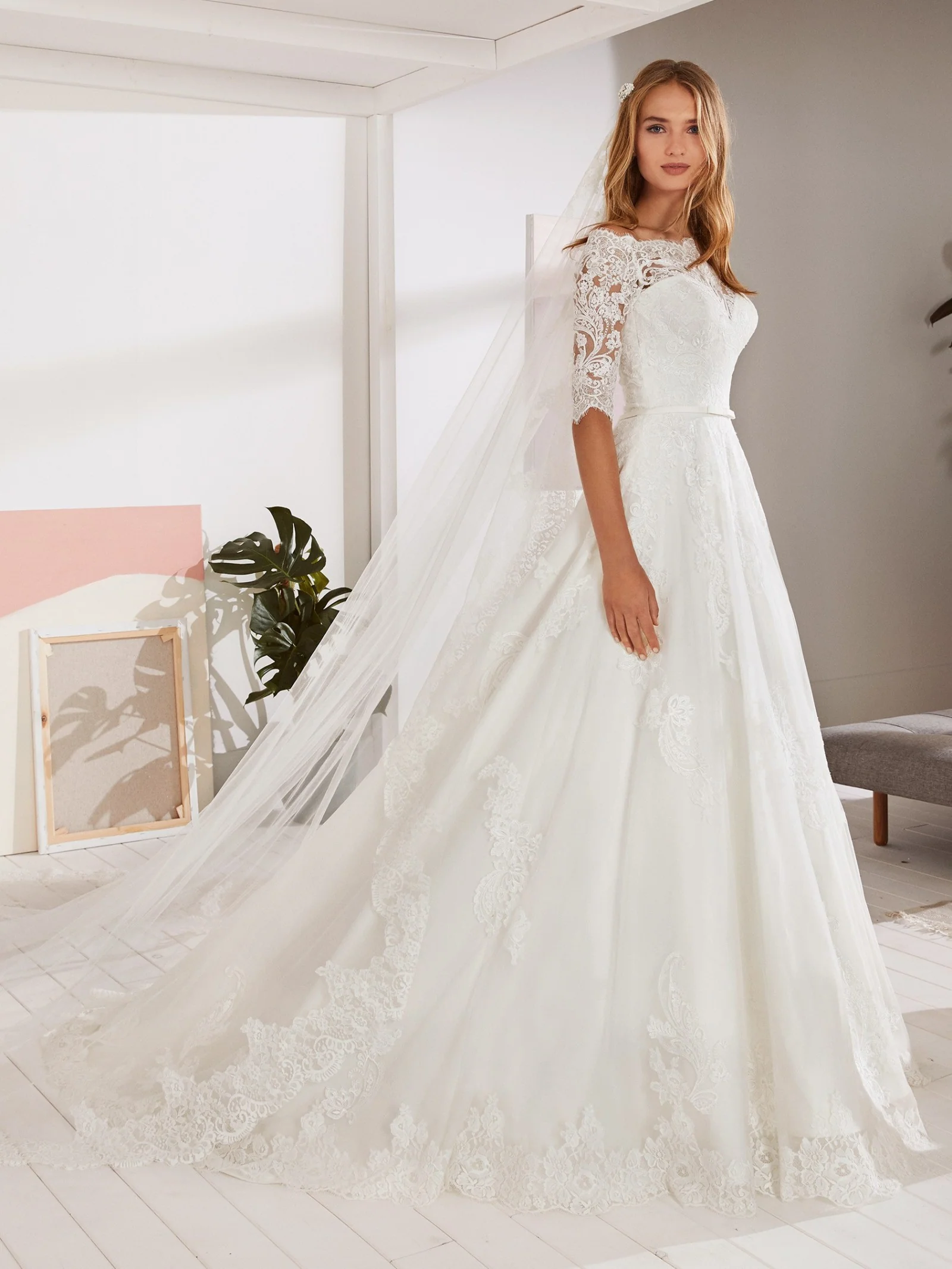 White One OSSA Size 28 Sheer Lace off the Shoulder Wedding Dress Sleeves Ballgown - Image 11